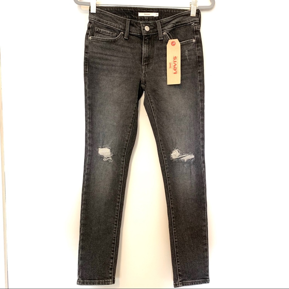 NWT Levi’s 711 Skinny Mid Rise Distressed Jeans - Picture 2 of 8